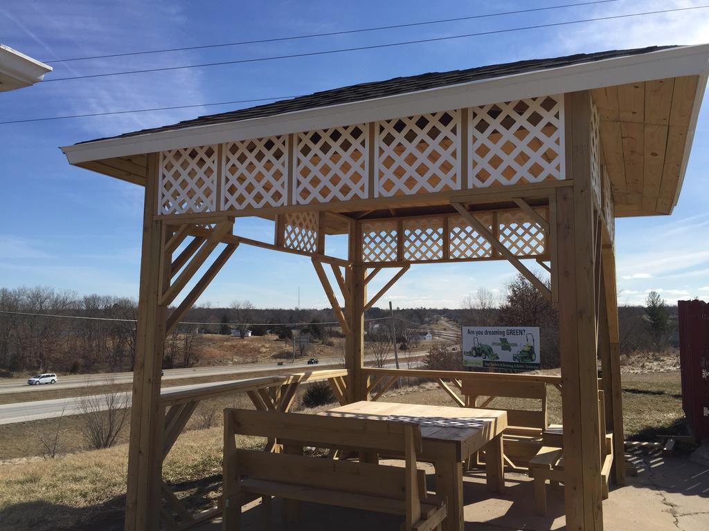 Americas Best Value Inn & Suites Macon At Sunset Dr Εξωτερικό φωτογραφία