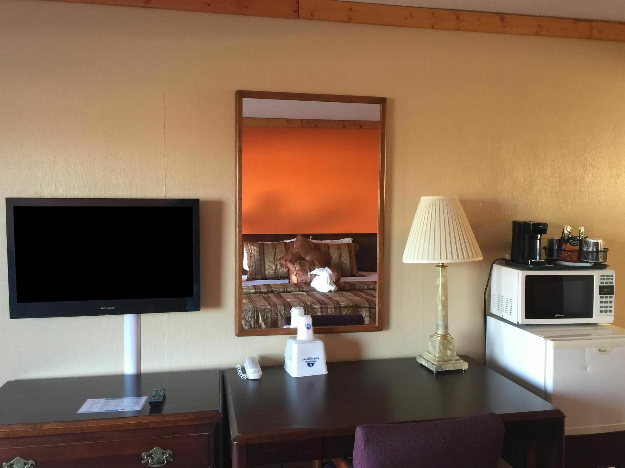 Americas Best Value Inn & Suites Macon At Sunset Dr Εξωτερικό φωτογραφία