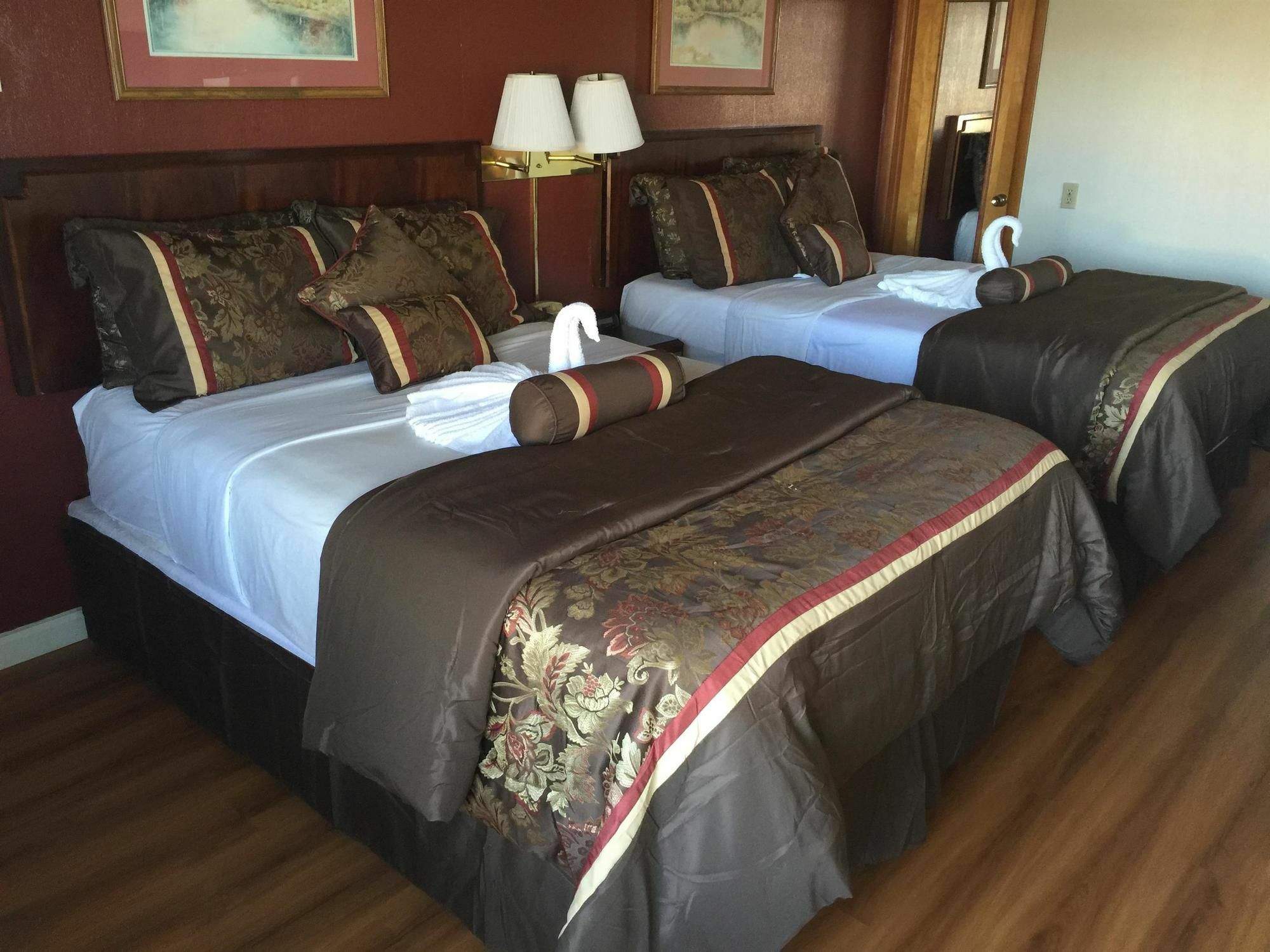 Americas Best Value Inn & Suites Macon At Sunset Dr Εξωτερικό φωτογραφία