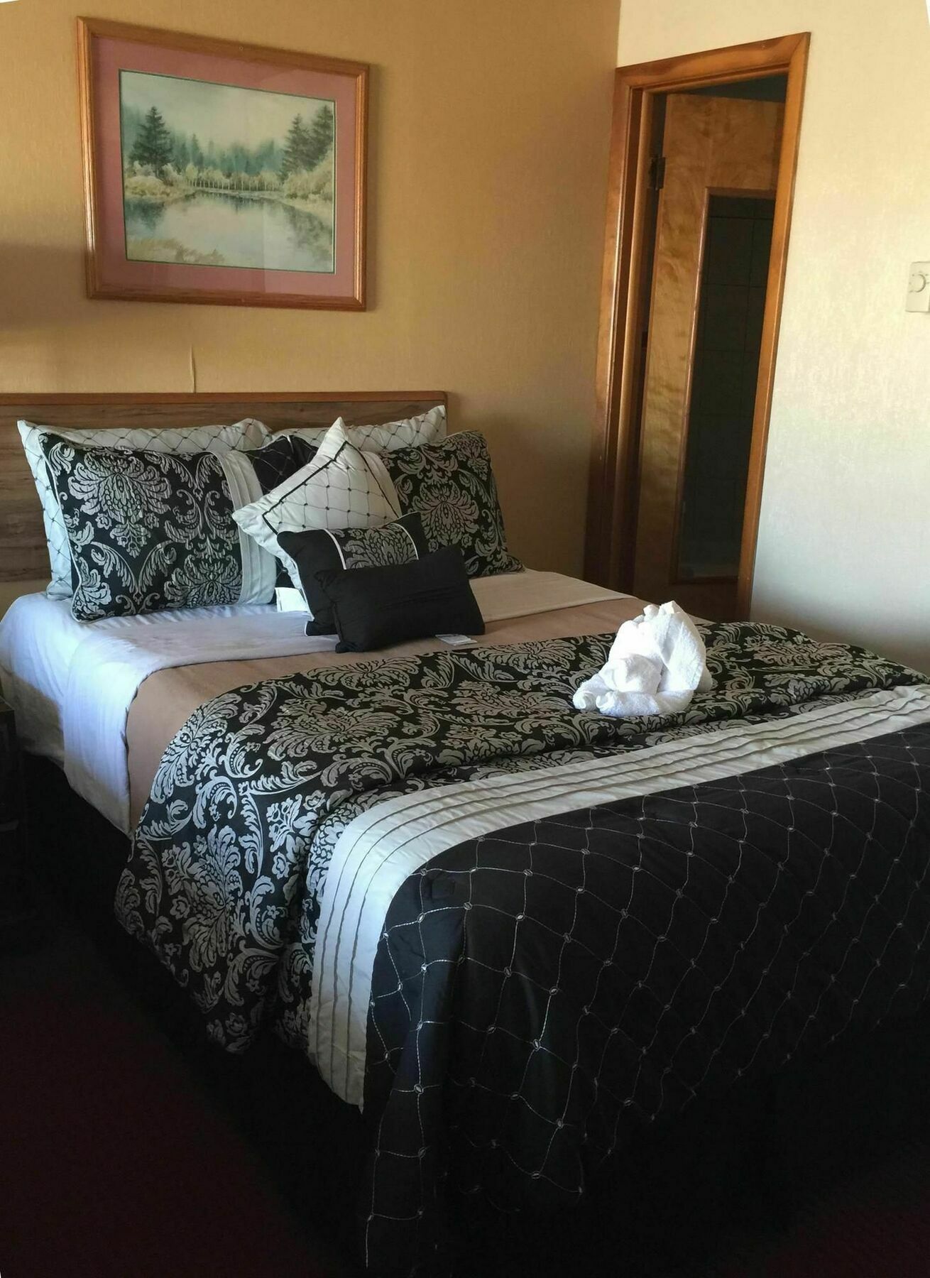 Americas Best Value Inn & Suites Macon At Sunset Dr Εξωτερικό φωτογραφία